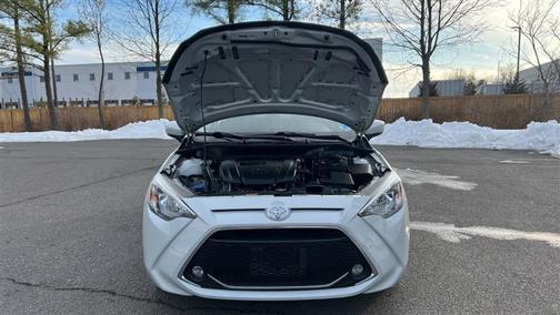 2019 Toyota Yaris Sedan L/LE/XLE