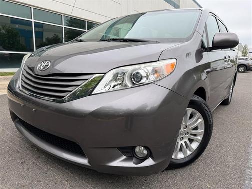 2014 Toyota Sienna XLE