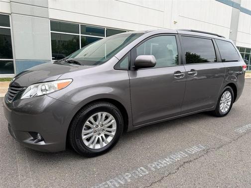 2014 Toyota Sienna XLE