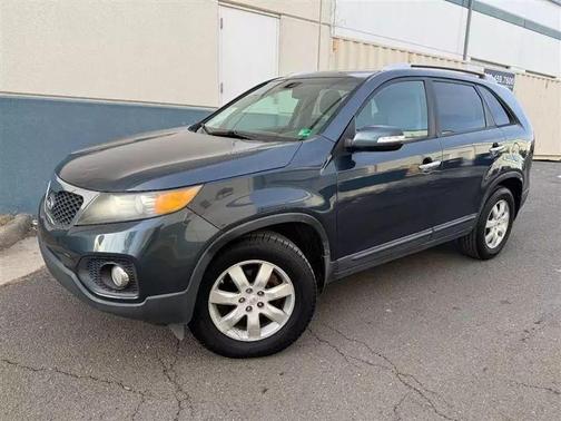 2011 Kia Sorento LX