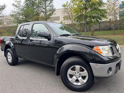 2009 Nissan Frontier SE Crew Cab