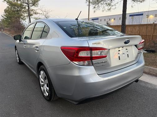 2017 Subaru Impreza 2.0i