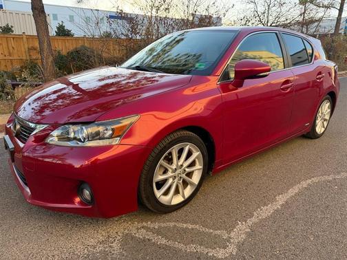 2013 Lexus CT 200h Base