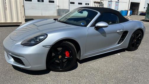 GT Silver Metallic 2018 Porsche 718 Boxster Base