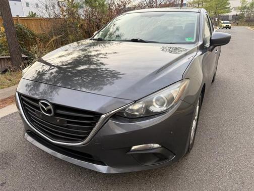 2016 Mazda Mazda3 i Sport