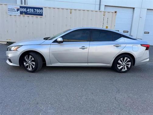 Brilliant Silver Metallic 2019 Nissan Altima 2.5 S