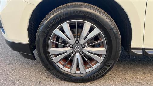 2019 Nissan Pathfinder SL