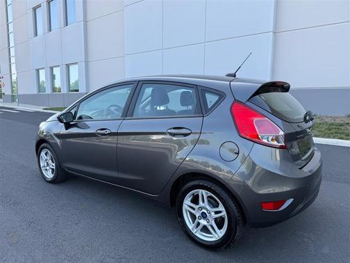 Magnetic Metallic 2019 Ford Fiesta SE