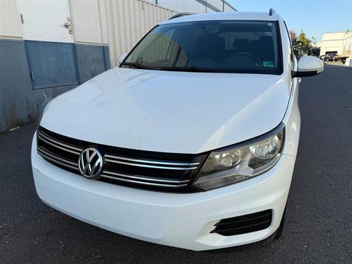 2015 Volkswagen Tiguan S/SE/SEL/R-LINE