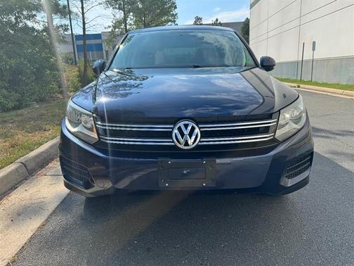2012 Volkswagen Tiguan S/SE/SE W/SUNROOF&NAV/SEL/SEL W/PREMIUM NAV/S W/SU