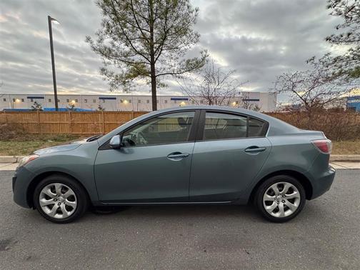 2011 Mazda Mazda3 i Sport