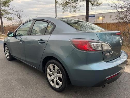 2011 Mazda Mazda3 i Sport