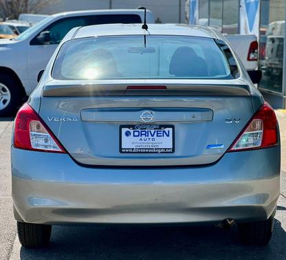2013 Nissan Versa S