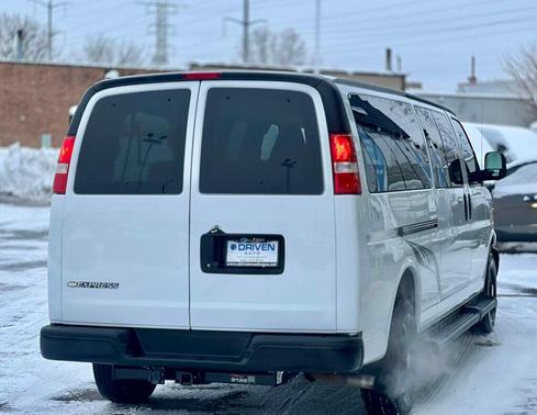 2022 Chevrolet Express 3500 RWD 3500 155' LS