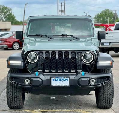 Earl Clearcoat 2023 Jeep Wrangler 4xe Willys