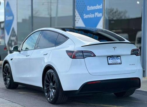 2022 Tesla Model Y Performance AWD