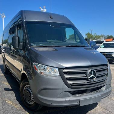2022 Mercedes-Benz Sprinter 4500 4500 High Roof V6 170' Extended RWD