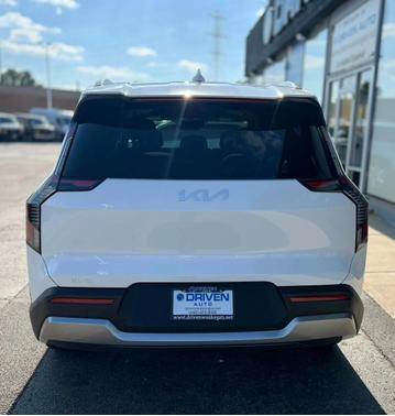 2024 Kia EV9 Wind AWD