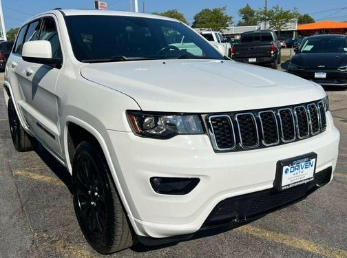 2021 Jeep Grand Cherokee Laredo