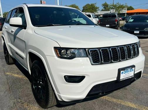 2021 Jeep Grand Cherokee Laredo
