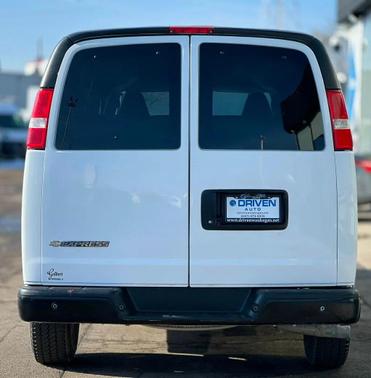 2023 Chevrolet Express 3500 RWD 3500 155' LS