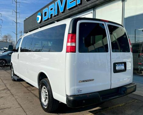 2023 Chevrolet Express 3500 RWD 3500 155' LS