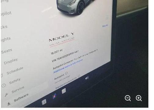 2023 Tesla Model Y Performance AWD