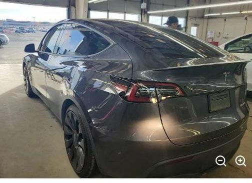 2023 Tesla Model Y Performance AWD