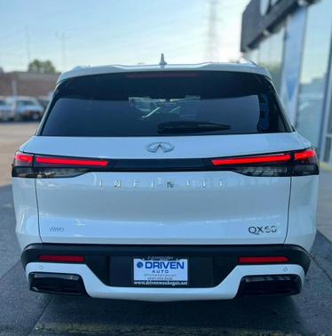 2024 INFINITI QX60 Luxe