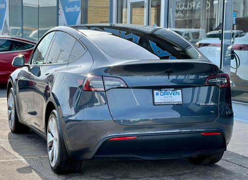 Midnight Silver Metallic 2020 Tesla Model Y Long Range AWD