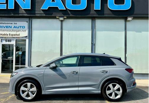 2024 Audi Q4 e-tron Premium 55 quattro