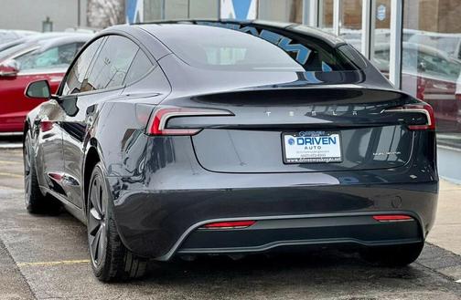 2025 Tesla Model 3 Long Range