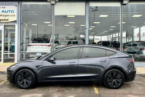 2025 Tesla Model 3 Long Range