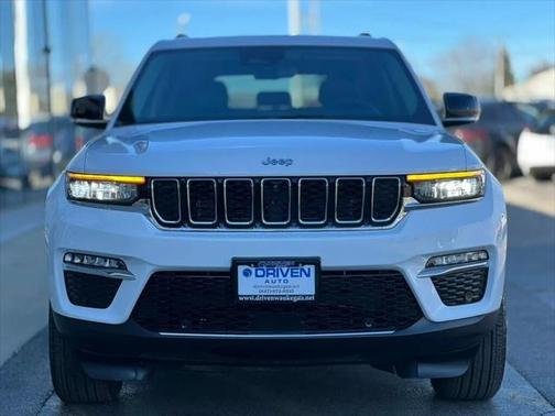 2022 Jeep Grand Cherokee 4xe Base