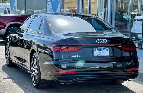 Mythos Black Metallic 2024 Audi A8 L 55 TFSI quattro