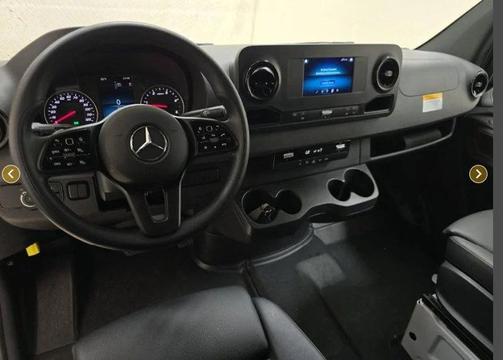 2024 Mercedes-Benz Sprinter 2500 Standard Roof