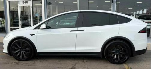 2022 Tesla Model X AWD