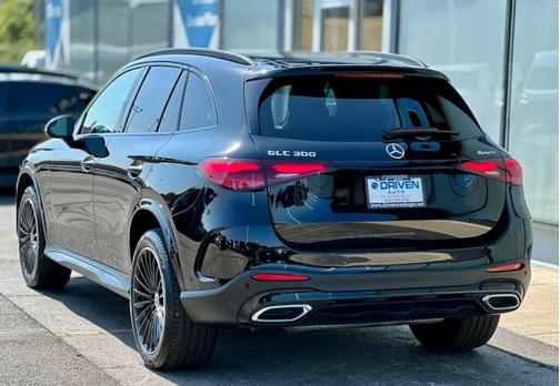 2024 Mercedes-Benz GLC 300 4MATIC