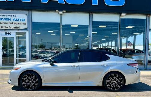 Celestial Silver/Midnight Black Metallic 2020 Toyota Camry XSE