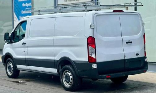 2017 Ford Transit-250 Base