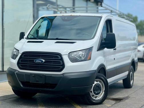 2017 Ford Transit-250 Base