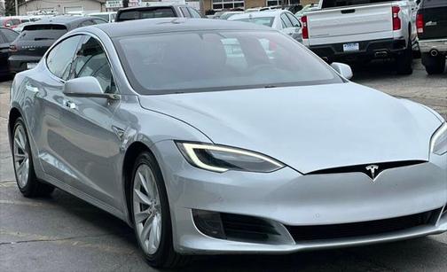 2017 Tesla Model S 75D