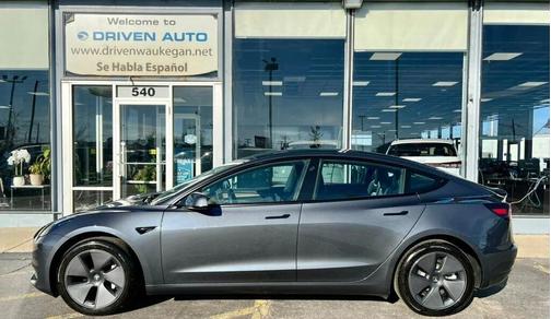 2023 Tesla Model 3 Standard Range