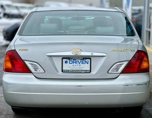 2001 Toyota Avalon XL