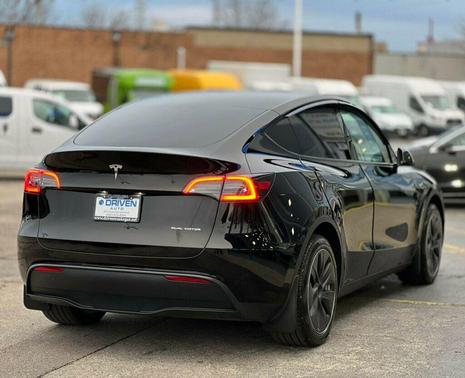 2024 Tesla Model Y Long Range AWD