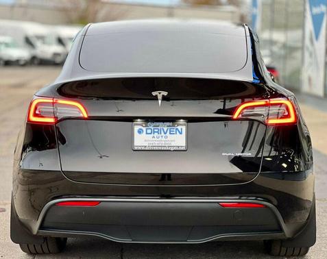 2024 Tesla Model Y Long Range AWD