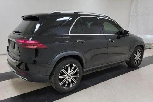 BLACK 2024 Mercedes-Benz GLE 450 Plug-In Hybrid 4MATIC