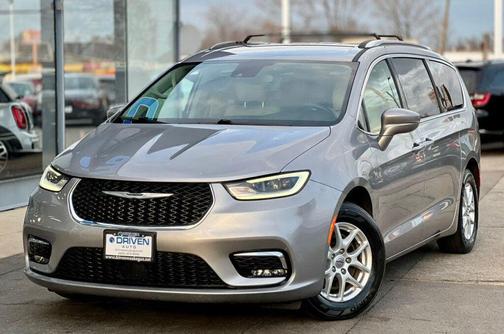 2021 Chrysler Pacifica Touring L