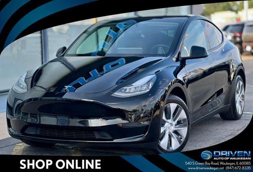 Midnight Silver Metallic 2023 Tesla Model Y Long Range AWD