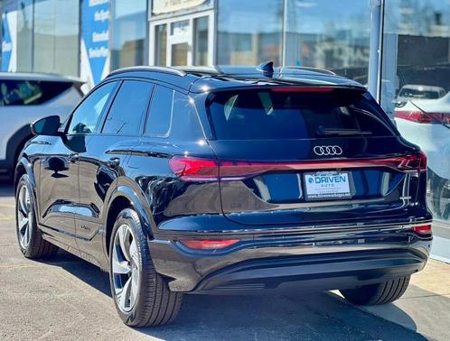 2025 Audi Q6 e-tron Prestige quattro